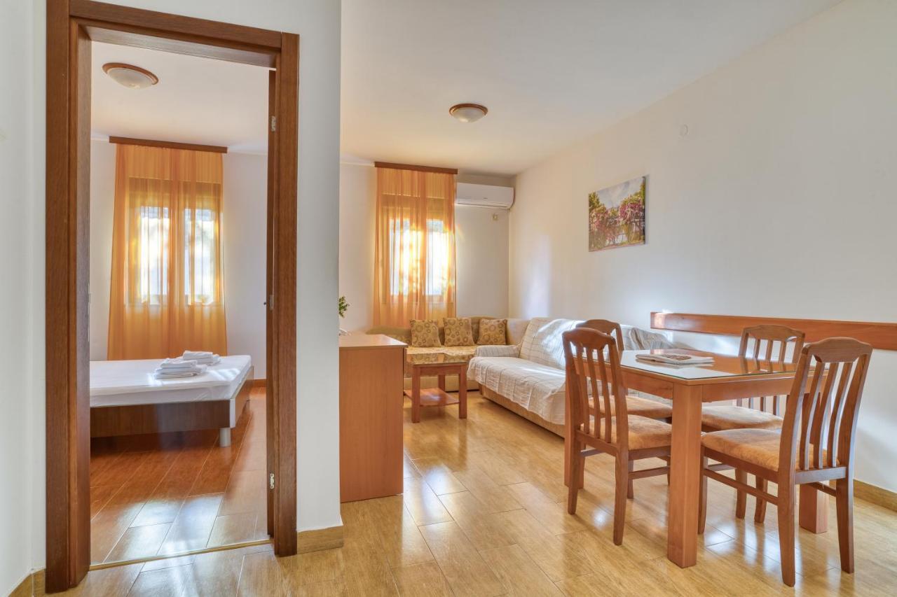 Garni Hotel Milica Herceg Novi Exterior photo