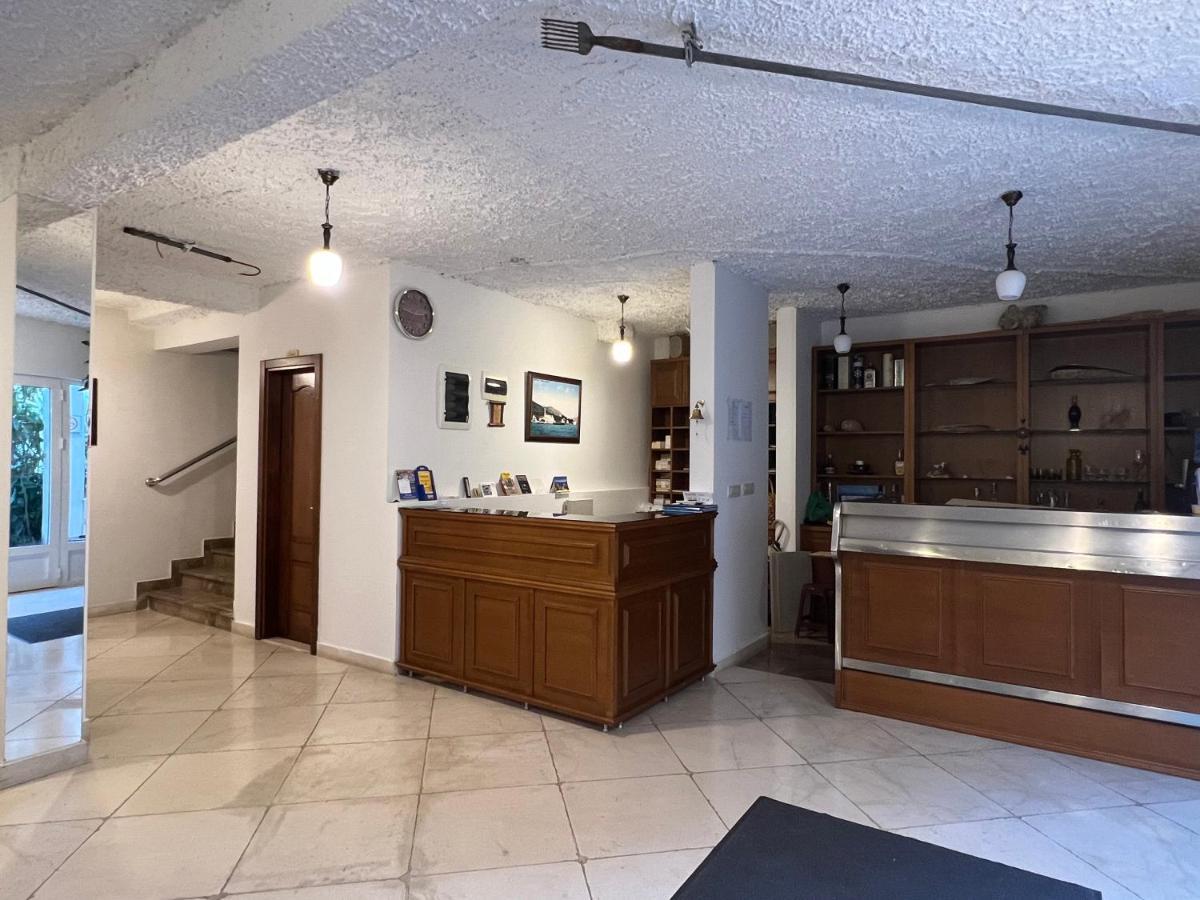 Garni Hotel Milica Herceg Novi Exterior photo