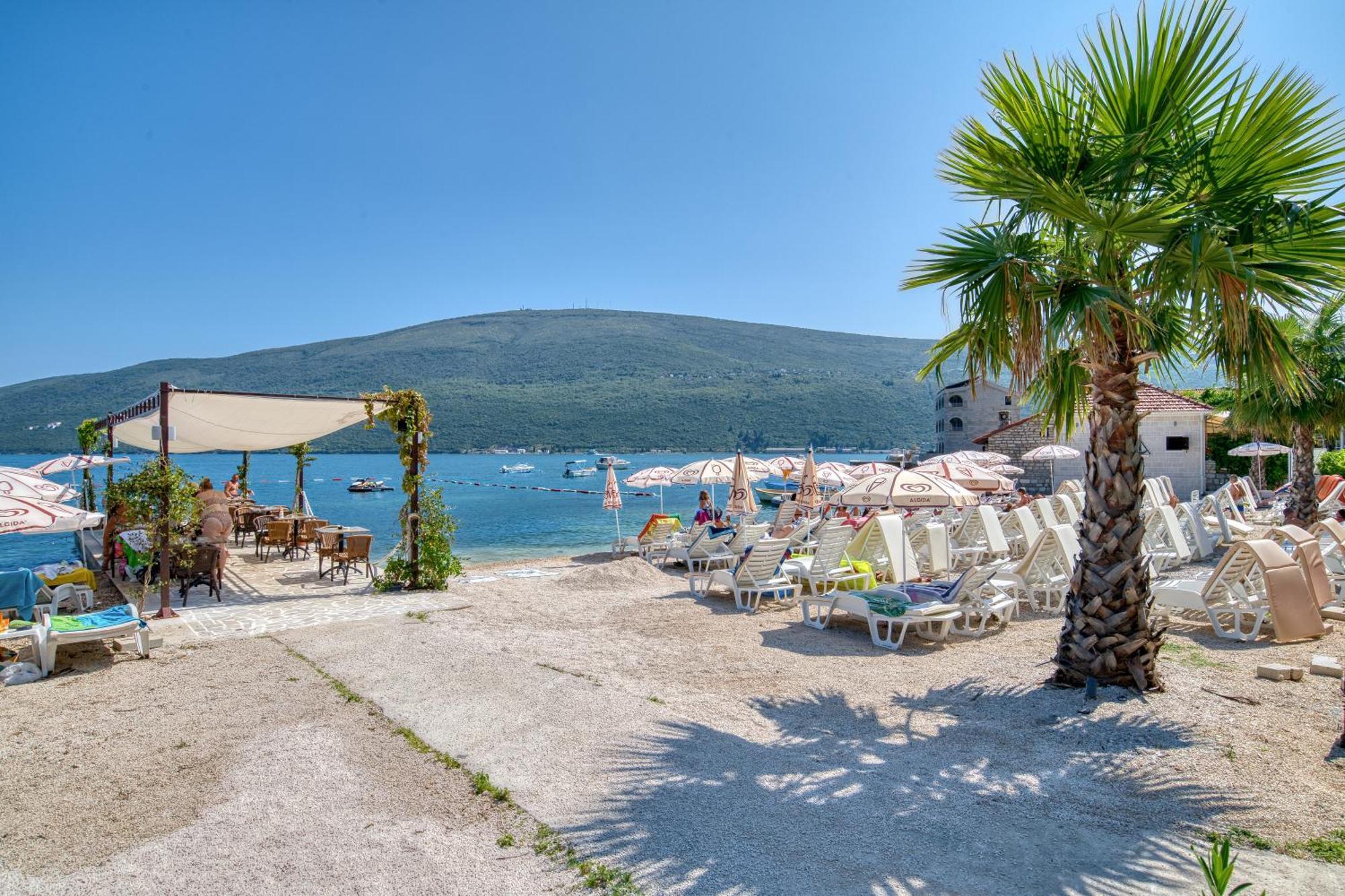 Garni Hotel Milica Herceg Novi Exterior photo