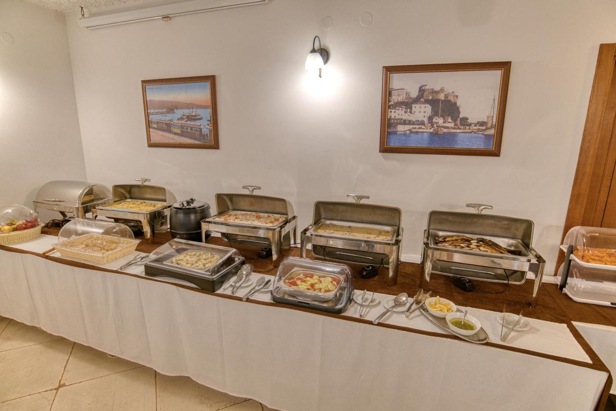 Garni Hotel Milica Herceg Novi Exterior photo