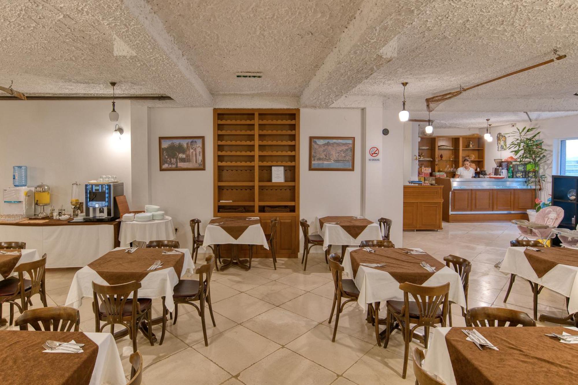 Garni Hotel Milica Herceg Novi Exterior photo