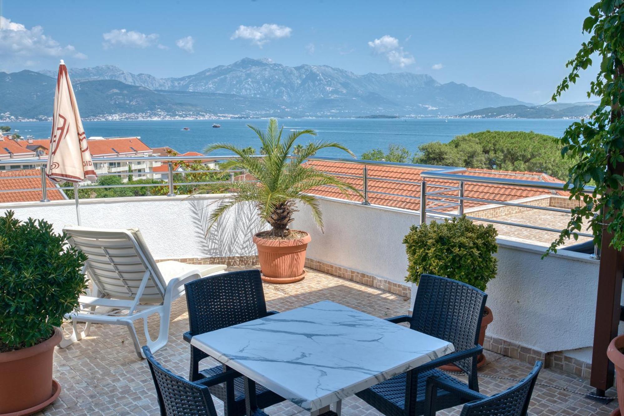 Garni Hotel Milica Herceg Novi Exterior photo