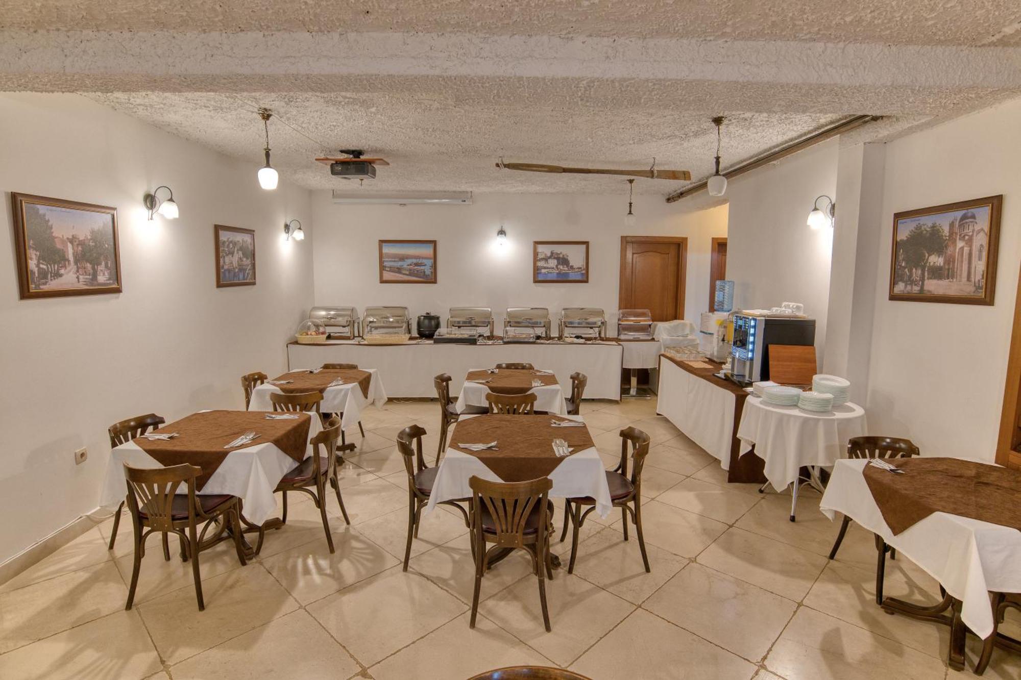 Garni Hotel Milica Herceg Novi Exterior photo