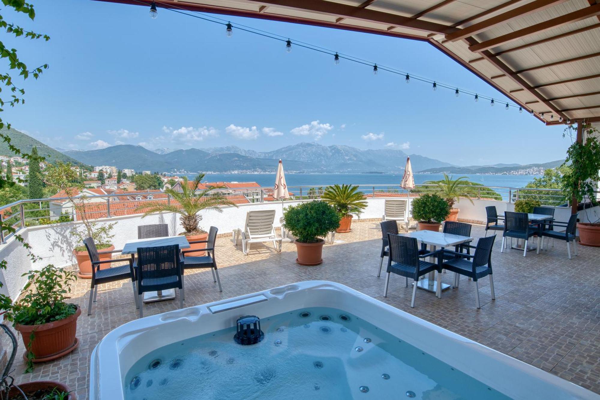 Garni Hotel Milica Herceg Novi Exterior photo
